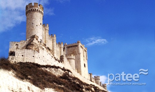 Замок Пеньяфьел, провинция Вальядолид, Испания