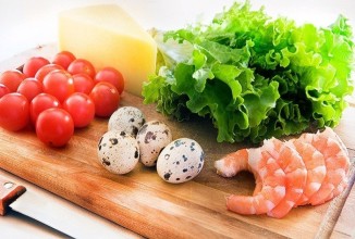 Салат с креветками - приготовление