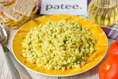 Рецепт Израильский кускус со шпинатом в сливочном соусе