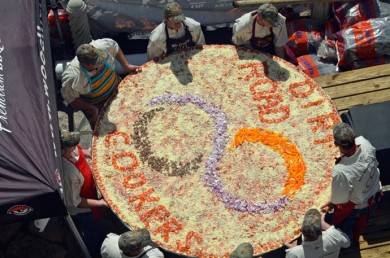 Установлен новый мировой рекорд по приготовлению самой большой пиццы