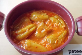 Перец с морковью в томатном соусе - приготовление