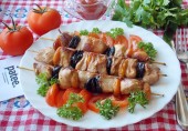 Куриный шашлык с черносливом и курагой