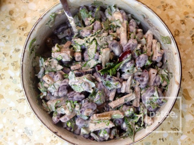 Салат с сухариками и с фасолью и кукурузой рецепты
