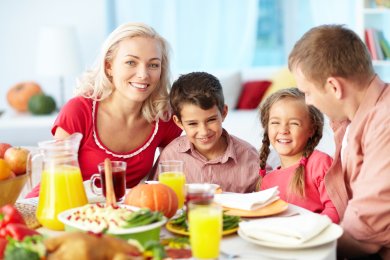 Семейные ужины положительно влияют на успеваемость ребенка