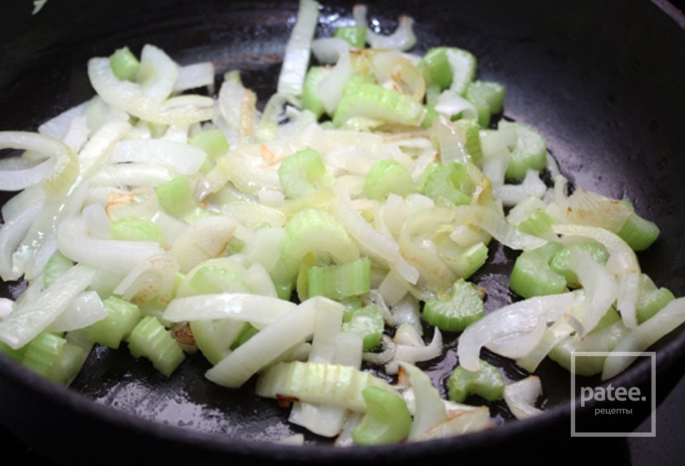 Суп-пюре из зеленого горошка - Шаг 1