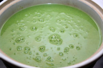 Суп-пюре из зеленого горошка - приготовление