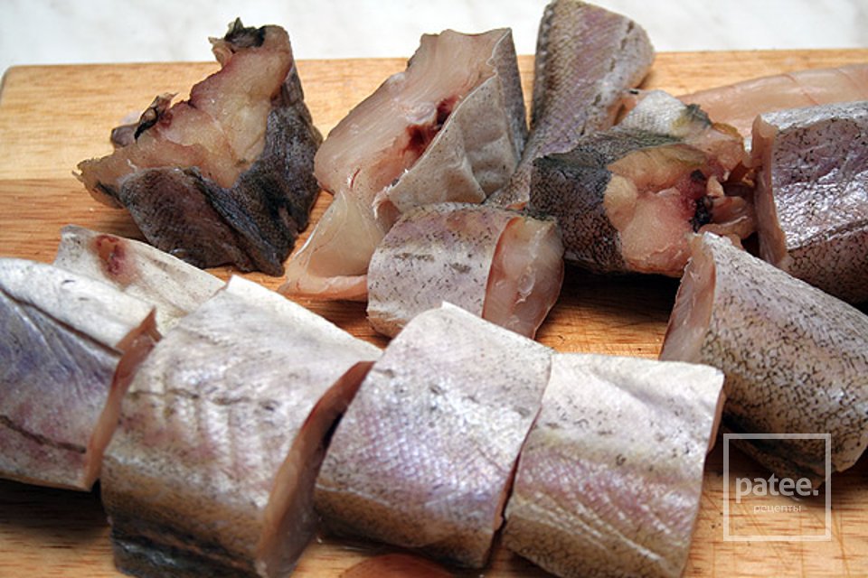 Рыба в томатном соусе - Шаг 1