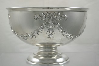 Выбираем антикварное серебро!