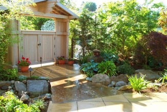 Несколько способов украсить сад