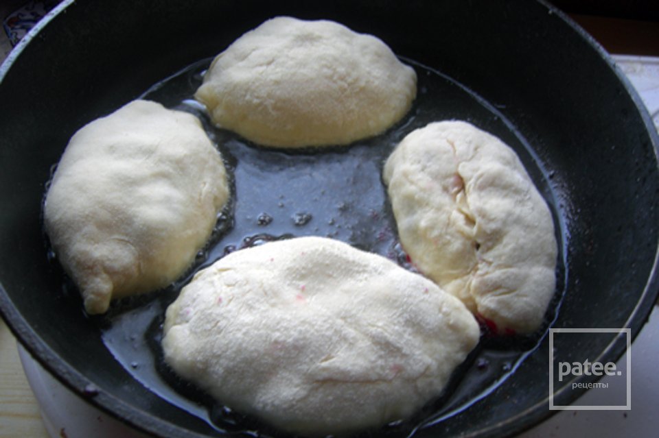 Пирожки с вишней - Шаг 6