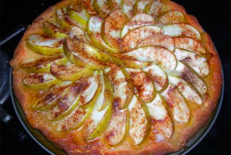 Медово-яблочный пирог