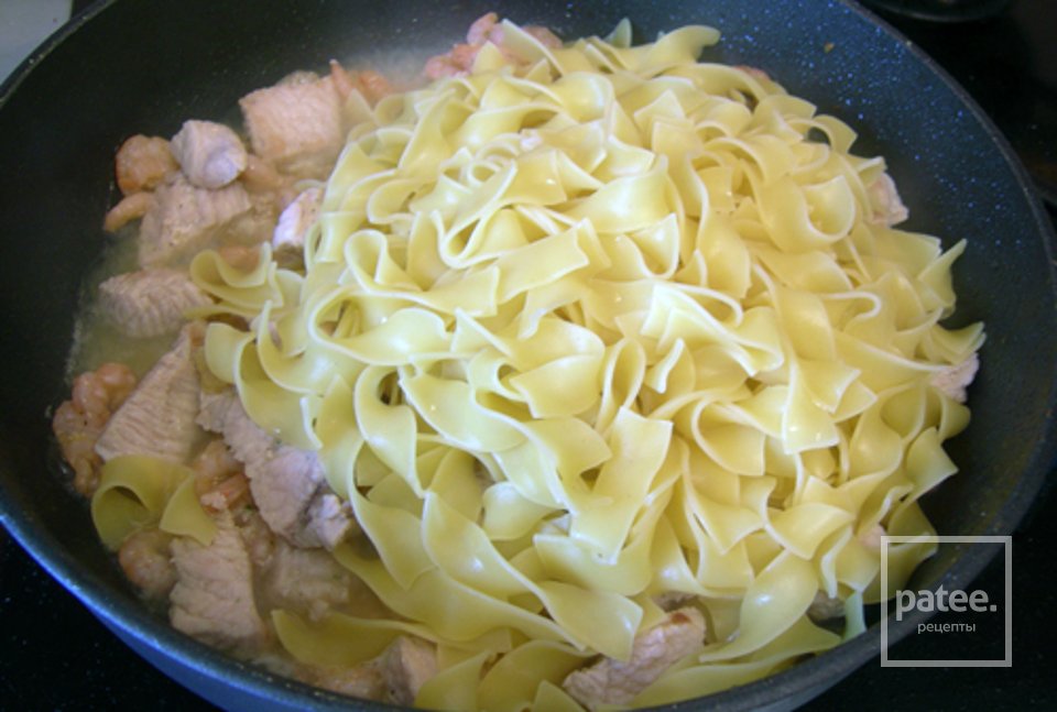 Тальятелле с индейкой и креветками - Шаг 3