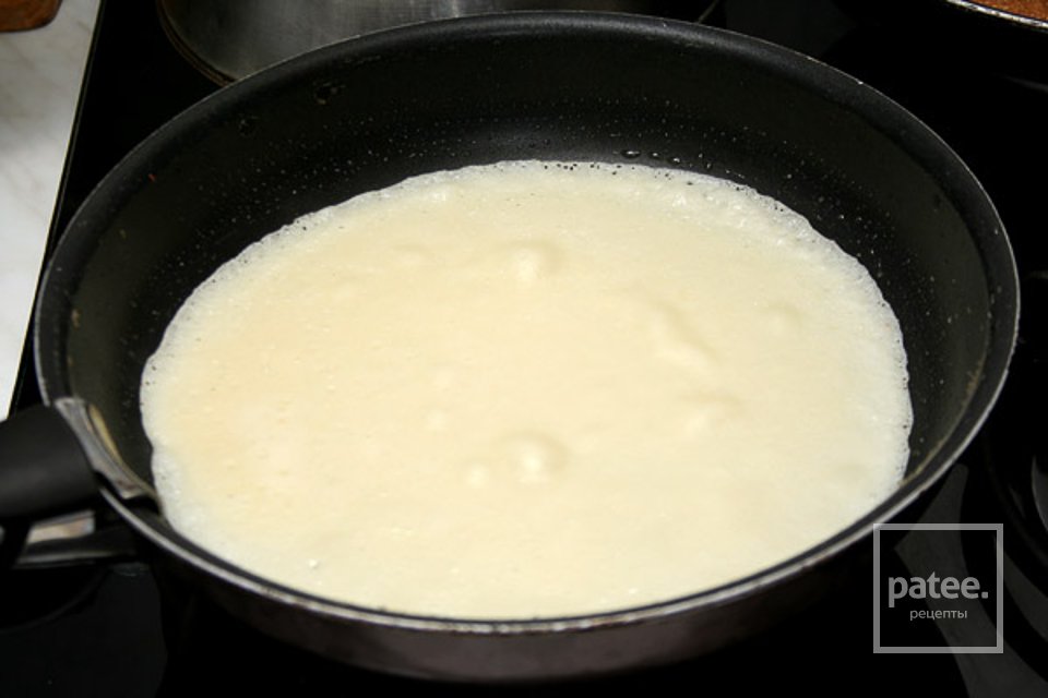 Сладкие блины на кефире - Шаг 6