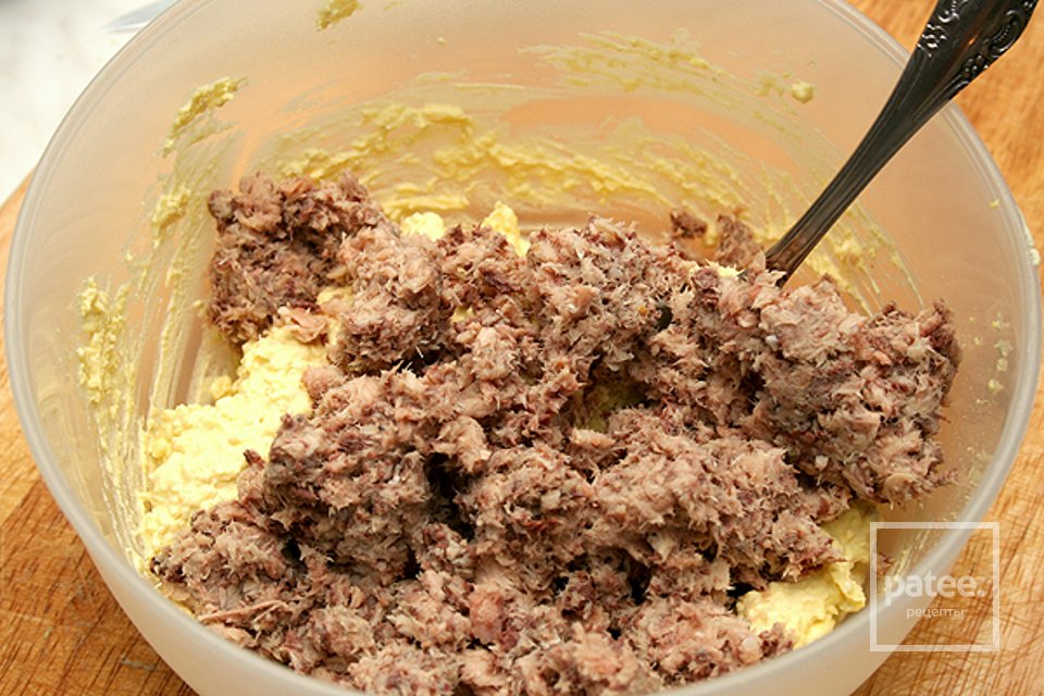 Фаршированные яйца с сардинами - Шаг 4