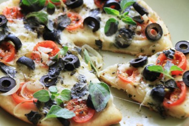 Рецепт Пицца с помидорами и сыром
