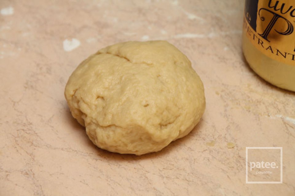 Пицца с помидорами и сыром - Шаг 3