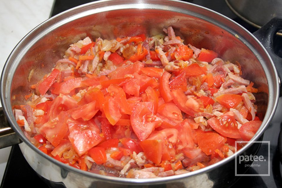 Тушеная капуста с копченостями - Шаг 7