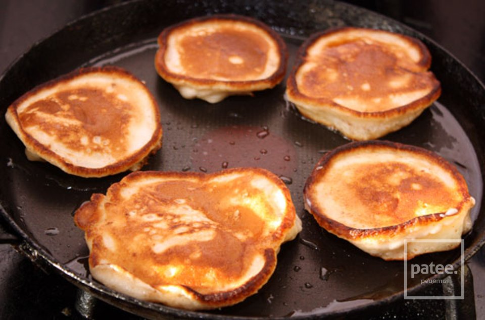 Оладьи с яблоками - Шаг 5