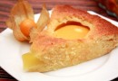 Пирог с персиками