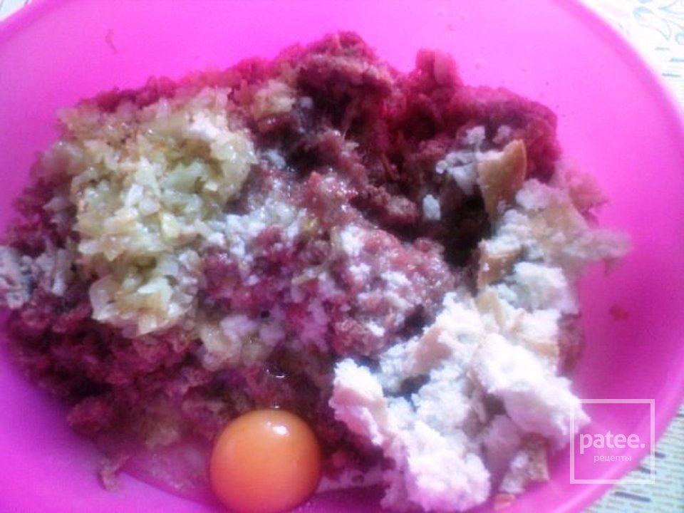 Котлеты с сырной начинкой - Шаг 2