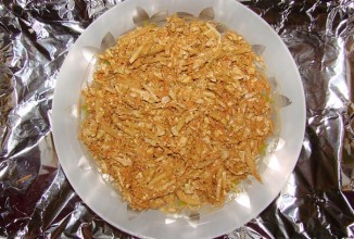 Салат из моркови, китайской капусты и сыра