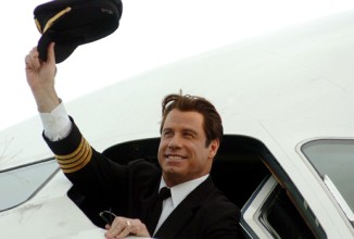 Траволта летит в Москву