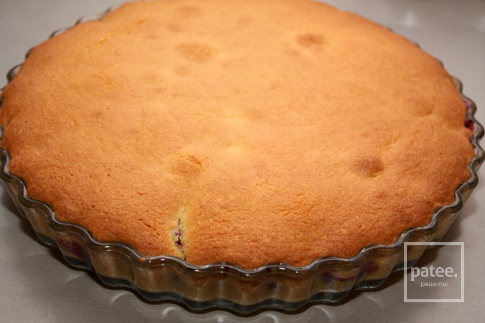 Кукурузный пирог со сливой - Шаг 6