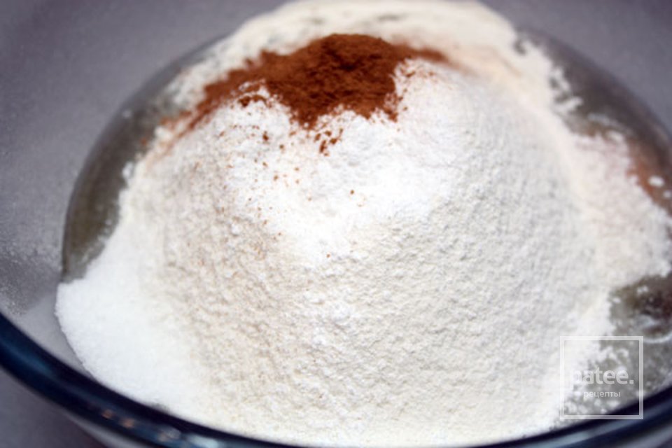 Простой яблочный пирог - Шаг 2