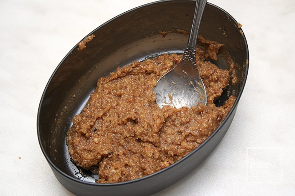 Ореховый пирог с абрикосами - Шаг 3