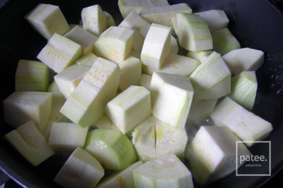 Суп-крем из кабачков с авокадо - Шаг 1