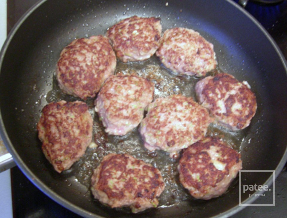 Котлеты из индейки с кабачками - Шаг 6