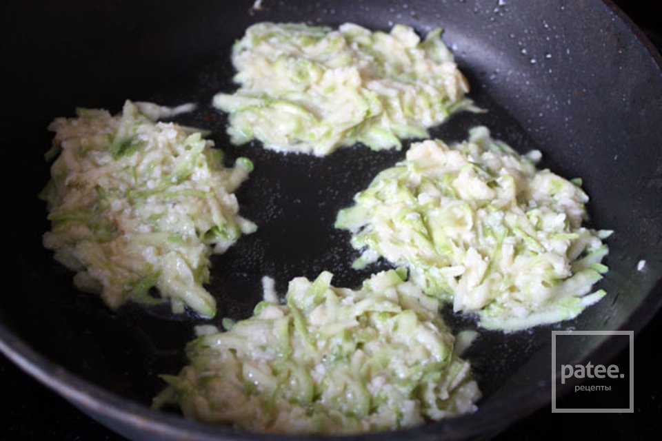 Оладьи из кабачков - Шаг 3