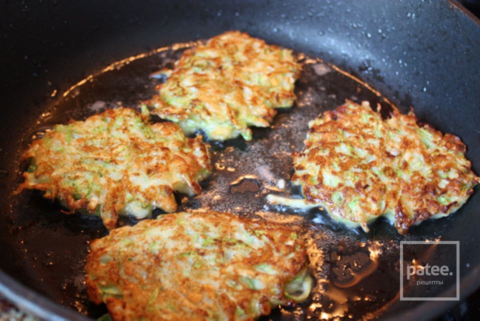 Оладьи из кабачков - Шаг 4