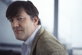 Стивен Фрай сыграет Майкрофта Холмса