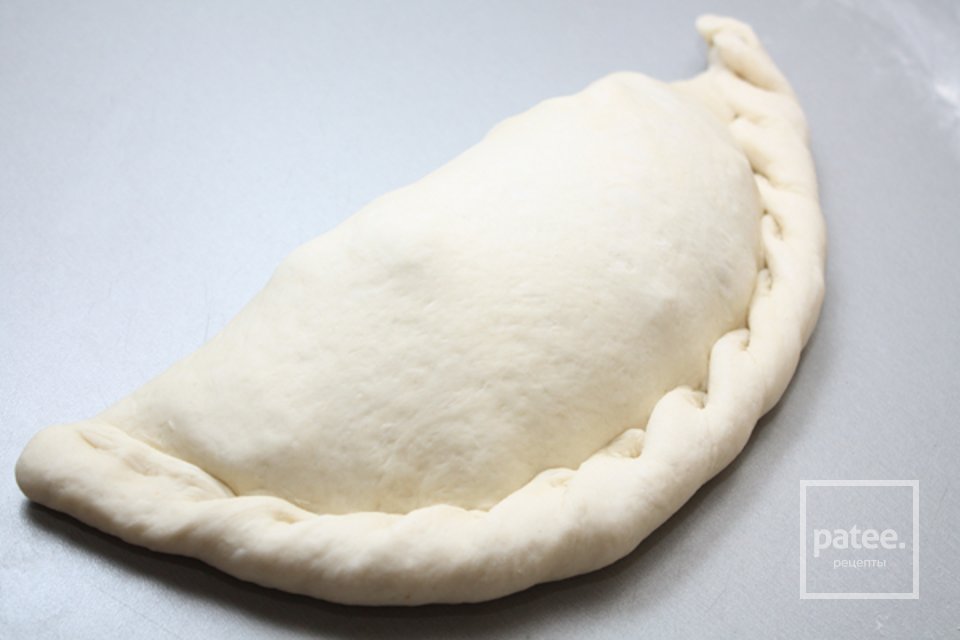 Закрытая пицца кальцоне с овощами - Шаг 8