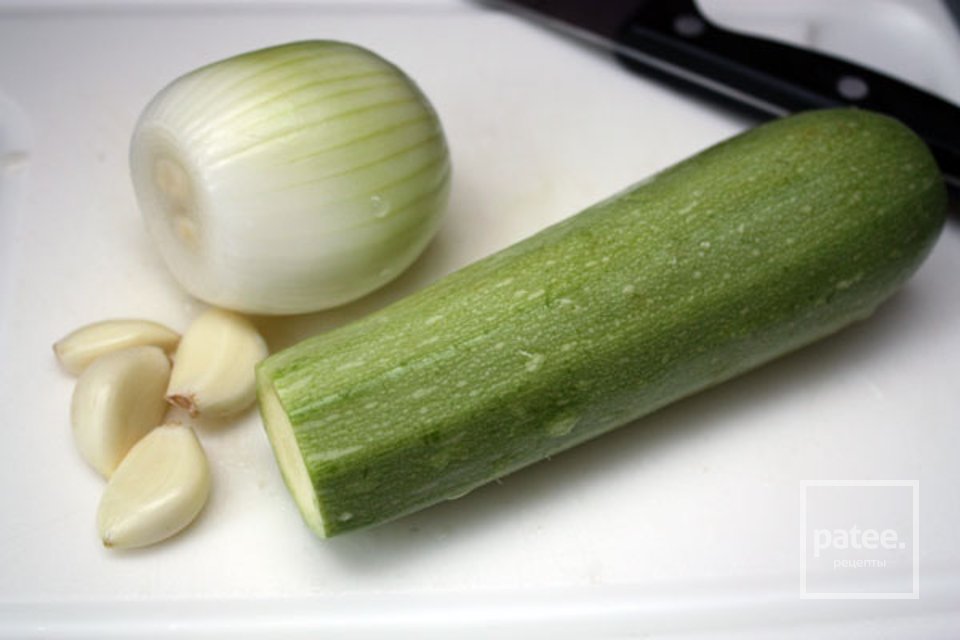 Зеленое ризотто с грибами - Шаг 1