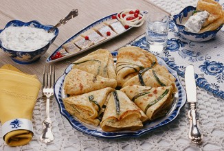 Блины с зеленым луком