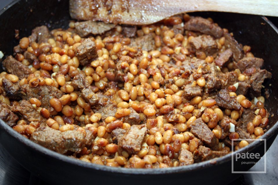 Пряное мясо с фасолью - Шаг 7