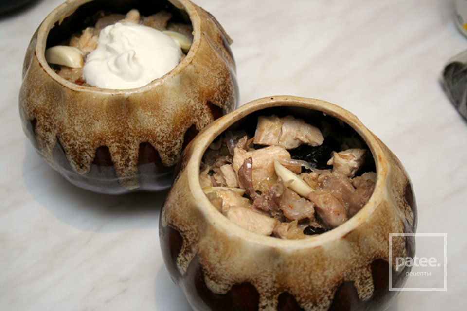 Курица в горшочках с овощами - Шаг 12