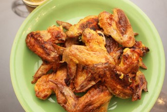 Куриные крылья в медово-горчичном соусе