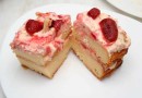 Творожный торт с клубникой