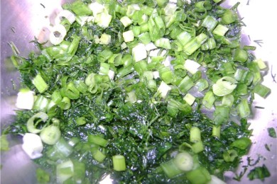 Окрошка на кефире - приготовление