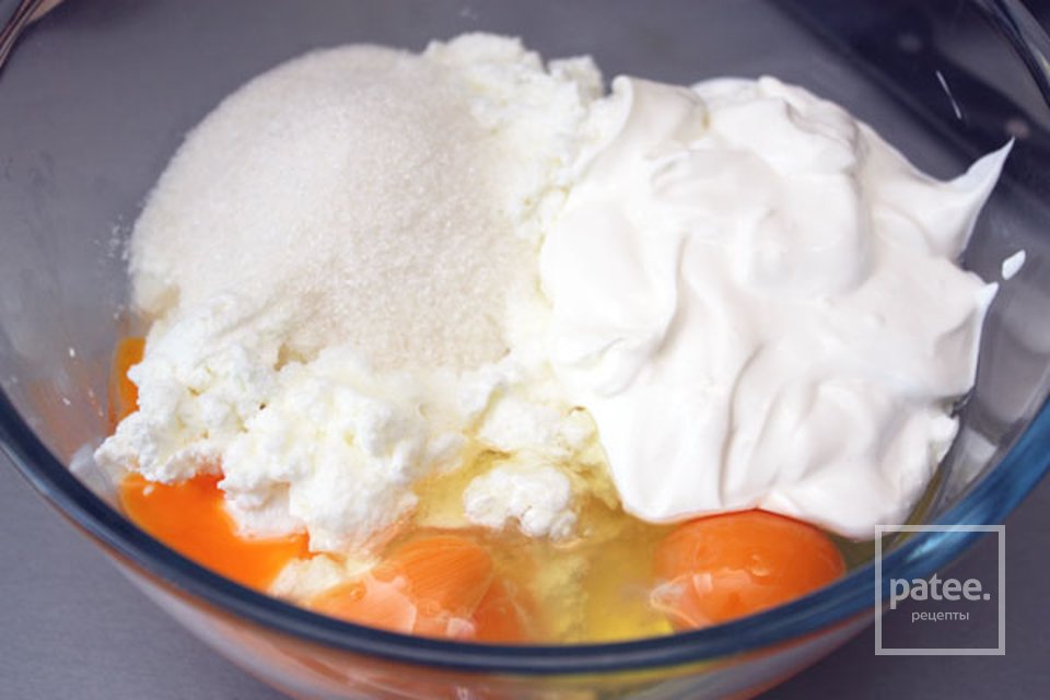 Творожная запеканка с кукурузной мукой - Шаг 1