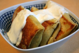 Кукурузные блинчики с творогом и кумкватом