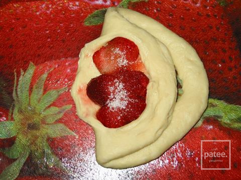 Булочки с клубникой - Шаг 3