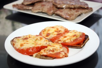 Запеченные баклажаны с сыром