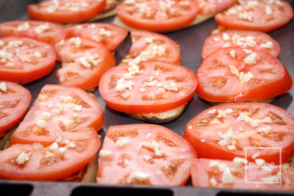 Запеченные баклажаны с сыром - Шаг 4