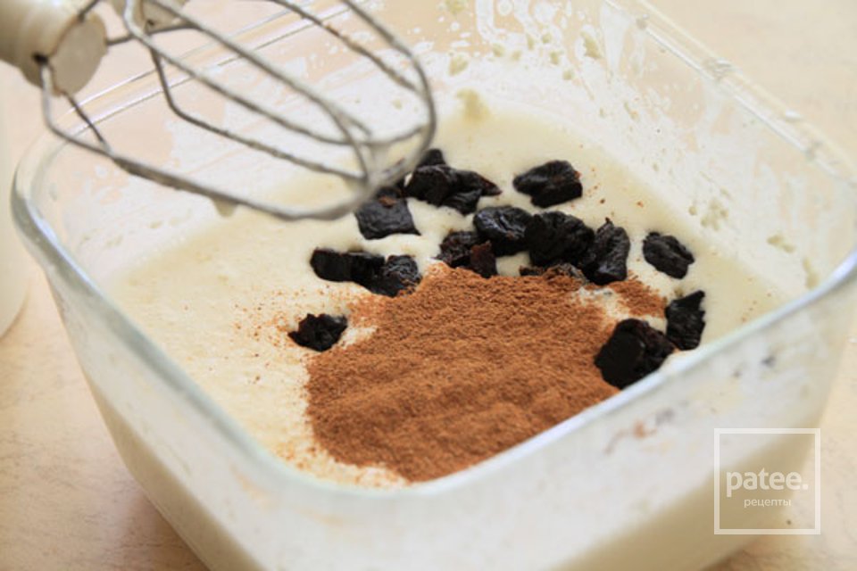 Морковная запеканка с черносливом - Шаг 4