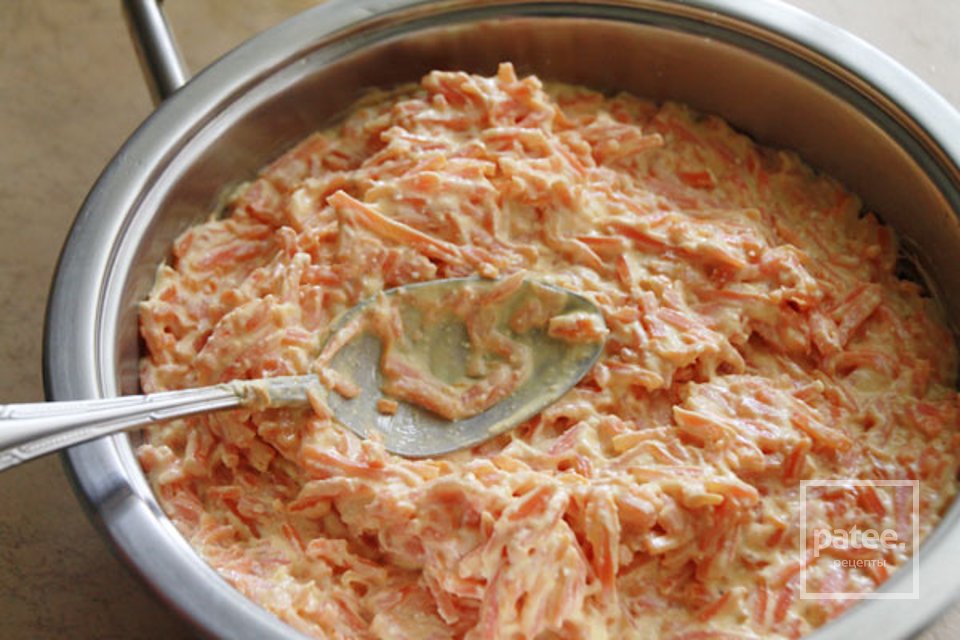 Морковная запеканка с черносливом - Шаг 9