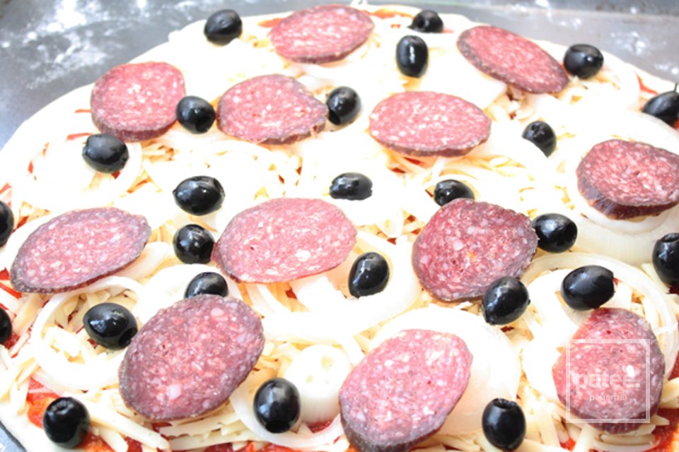 Пицца с колбасой - Шаг 5